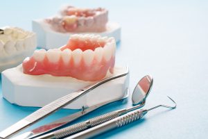 Odontologijos ir dantų protezavimo skyrius nuo šiol dirba naujose, atsinaujinusiose patalpose