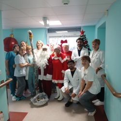 9e2da91b-4e28-4fc7-aebe-bf7fbe6ae89e kalėdų senio vizitas