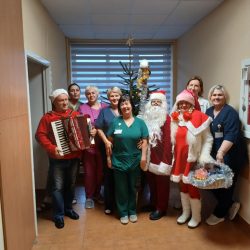 ebfc3f62-1b44-4950-92ad-2653ce3430bc kalėdų senio vizitas