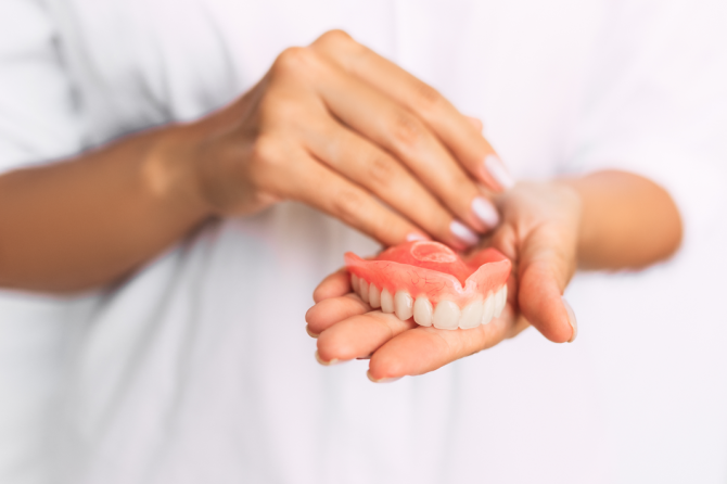 Odontologijos ir dantų protezavimo paslaugos VšĮ Kėdainių ligoninėje