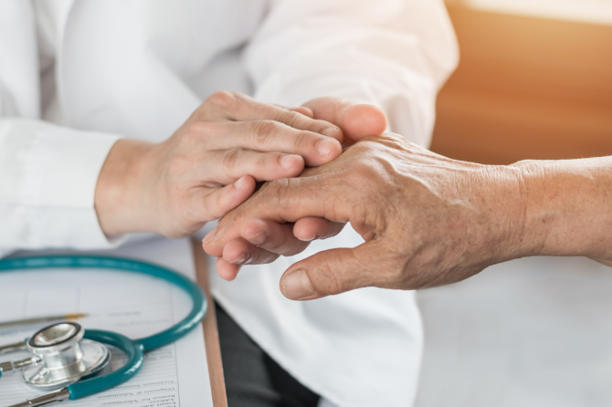 Dienos stacionaro ir dienos geriatrijos paslaugos – kompleksinė pagalba vyresniems nei 60 metų pacientams