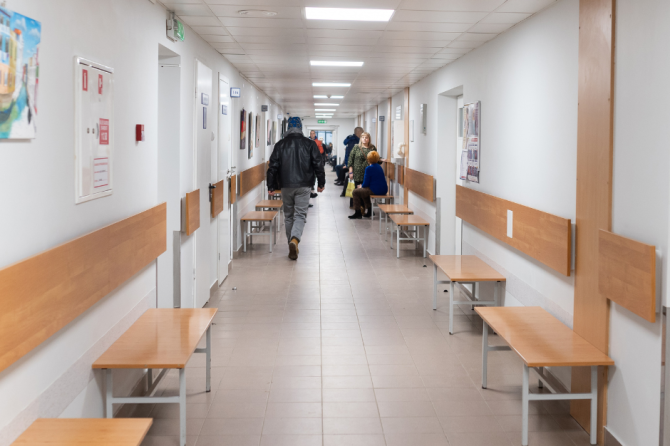Dėl Priėmimo–skubiosios pagalbos skyriaus perkėlimo laikinai keičiasi gydytojų specialistų kabinetai